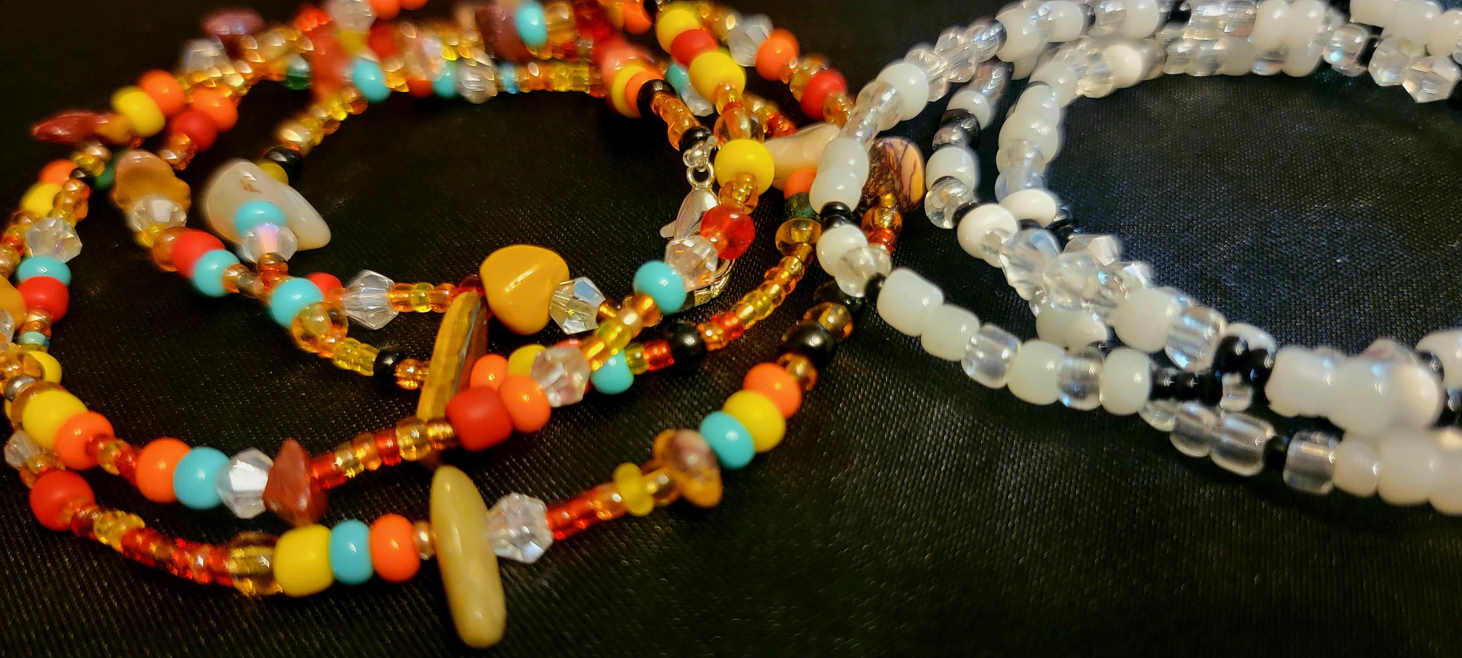 Waist Beads with Mookaite Jasper Stone Chips & Black White Clear