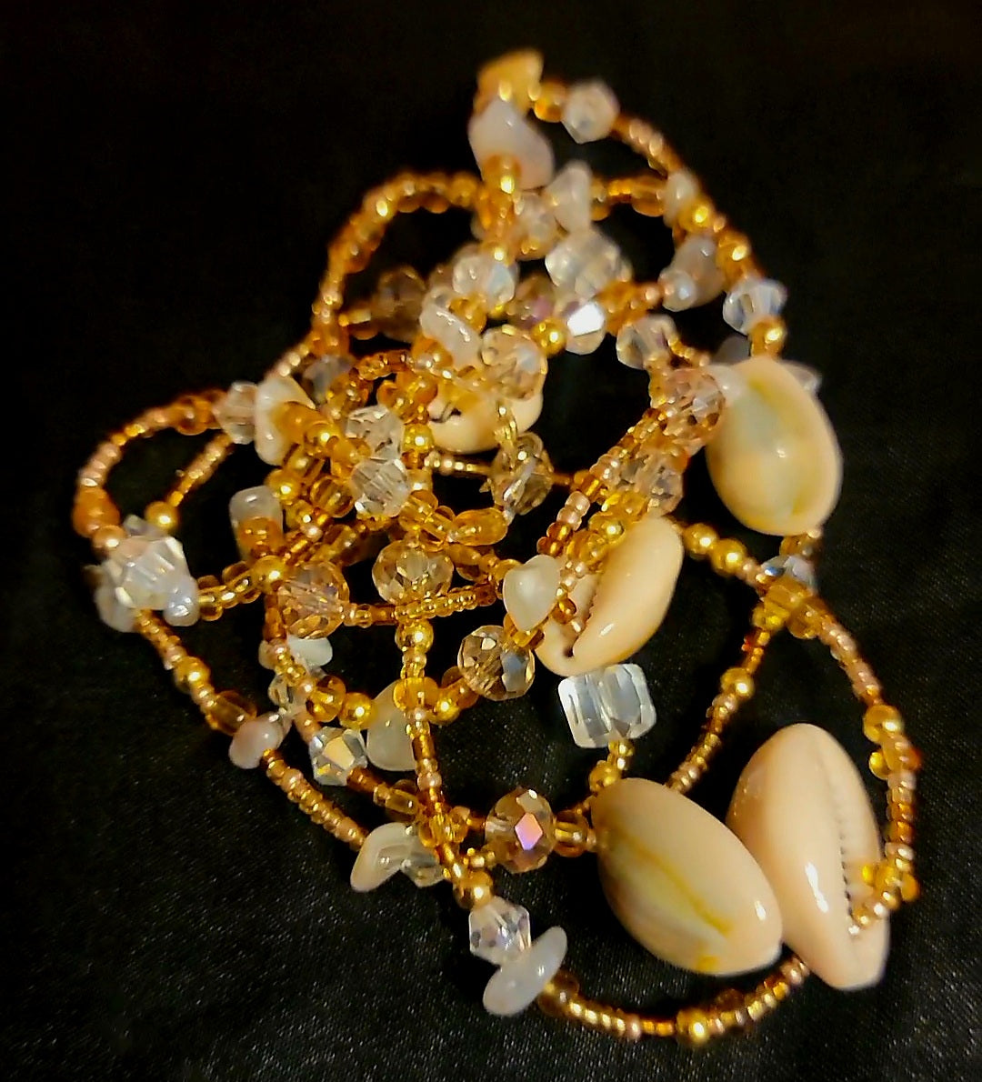 Waist Beads – Amethyst Chip, Cowrie Shell, and Gold Beaded